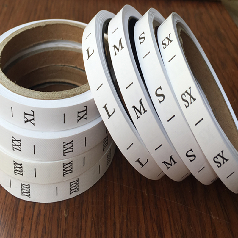 精巧型商標(biāo)分條機(jī)HD-1118 精巧型商標(biāo)分條機(jī)HD-1118