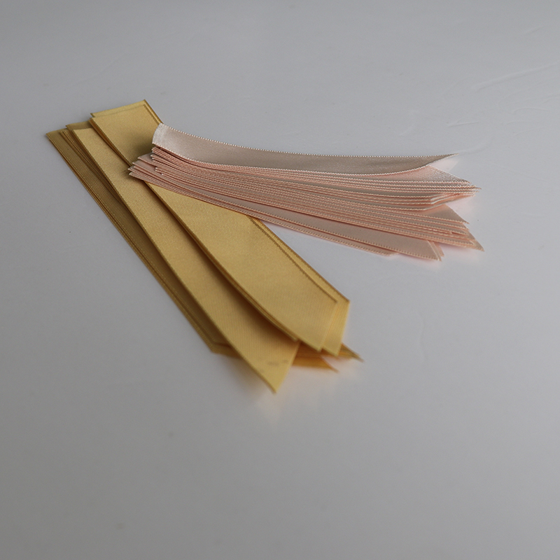 自動旋轉(zhuǎn)織帶剪切機   HD-1304