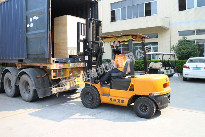 <a href='http://www.sheasyhotel.com/xingyezixun/1133.html' target='1' style='font-size:14px; font-weight:bold; color:#ff0000;'>超聲波剪切機</a>出貨